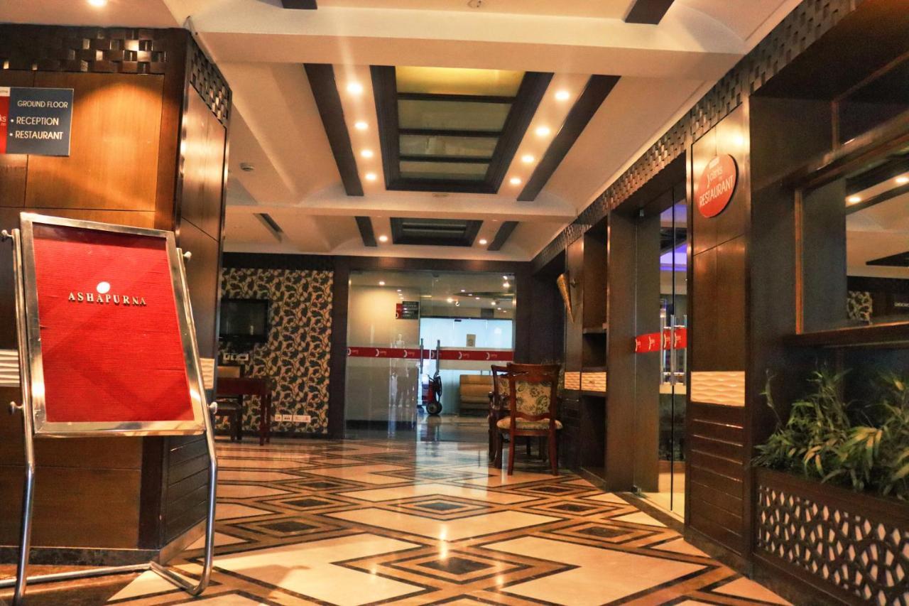 Crestmont Ashapurna Jaipur, Banipark Hotel Екстериор снимка