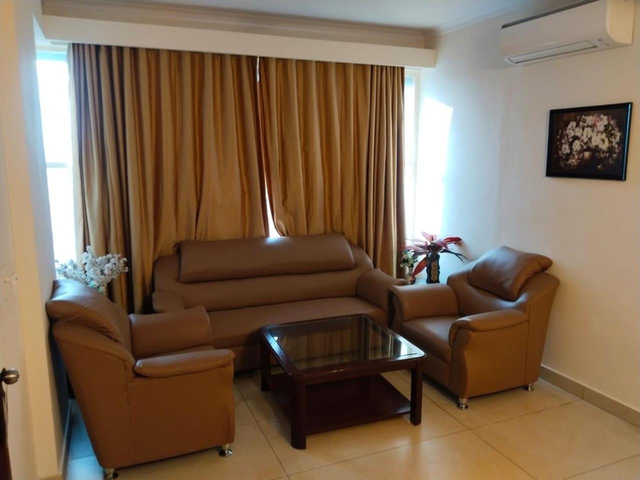 Crestmont Ashapurna Jaipur, Banipark Hotel Екстериор снимка